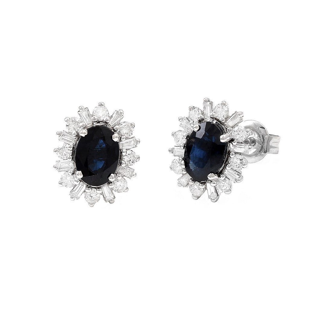 Aretes Zafiro Corte Ovalado con Halo de Diamantes en Oro Blanco 14k