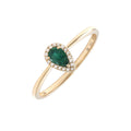 Anillo Clásico Gota con Esmeralda y Diamantes en Oro Amarillo 14k