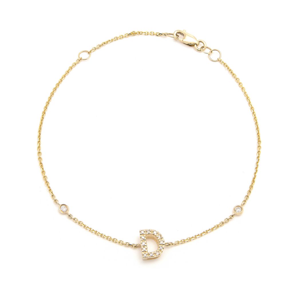 Pulsera con Inicial y Piedras Laterales en Oro Amarillo