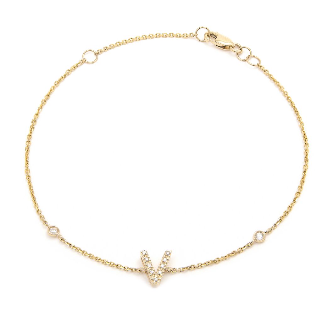 Pulsera con Inicial y Piedras Laterales en Oro Amarillo