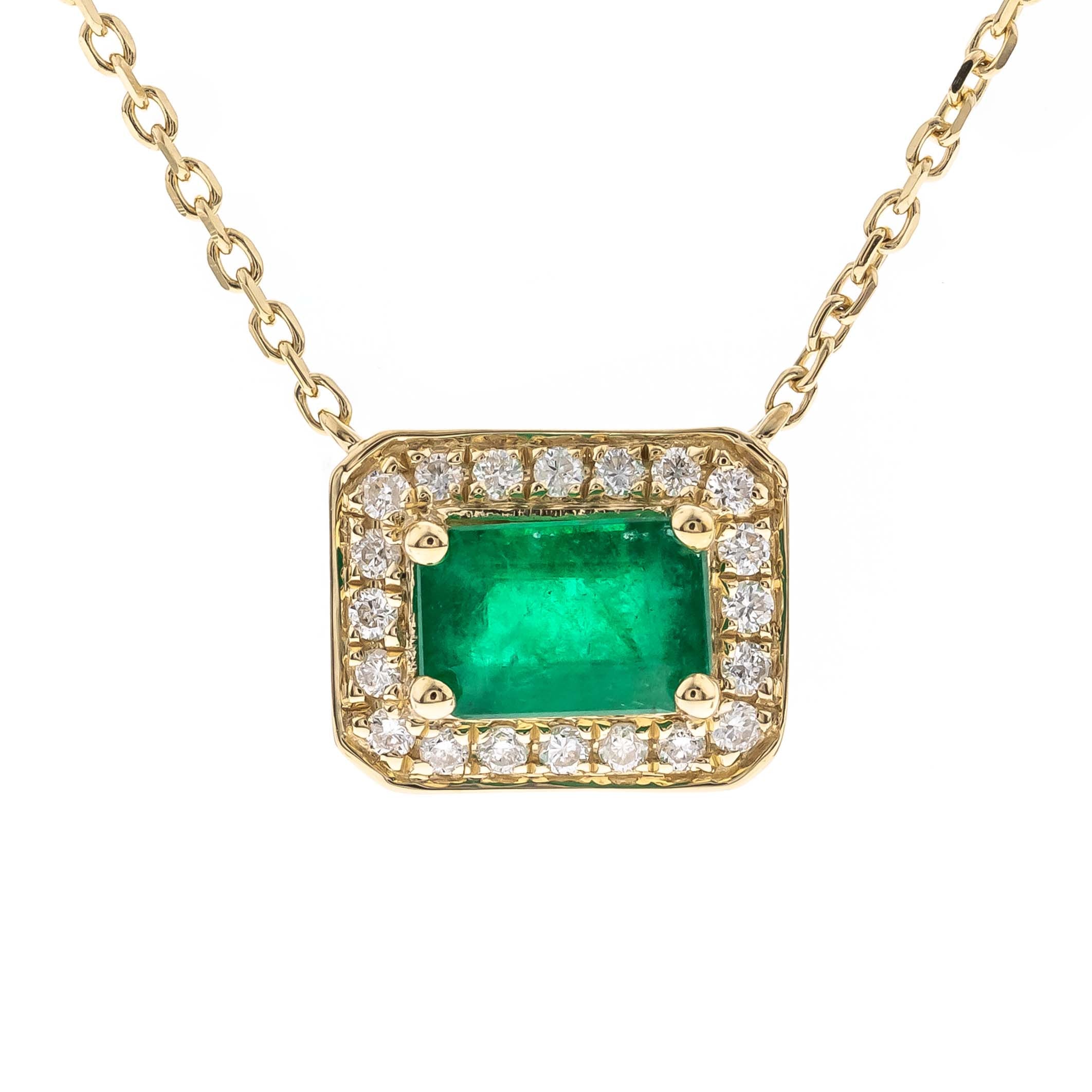 Collar Halo Esmeralda Natural y Diamantes en Oro Amarillo 14k