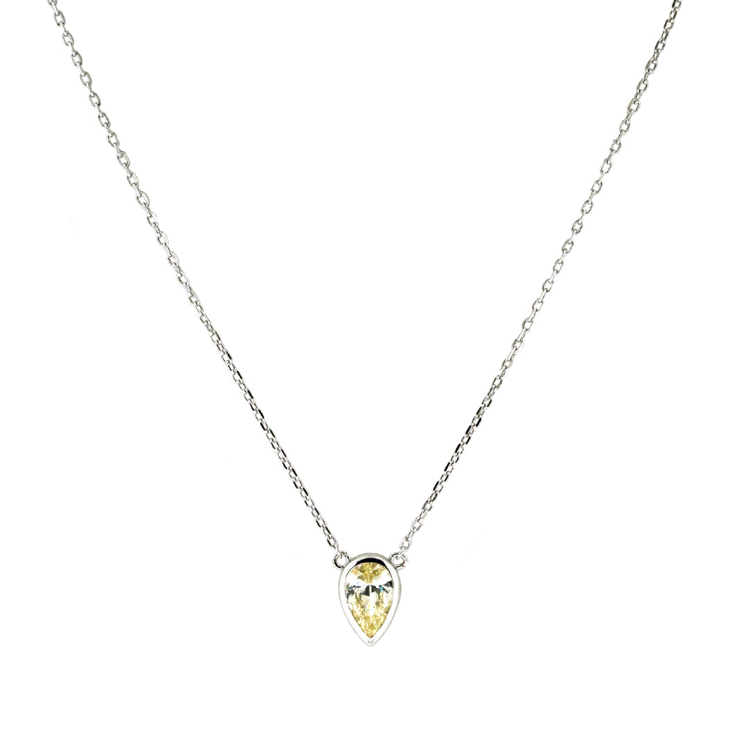 Collar de plata 925 con dije en forma de gota